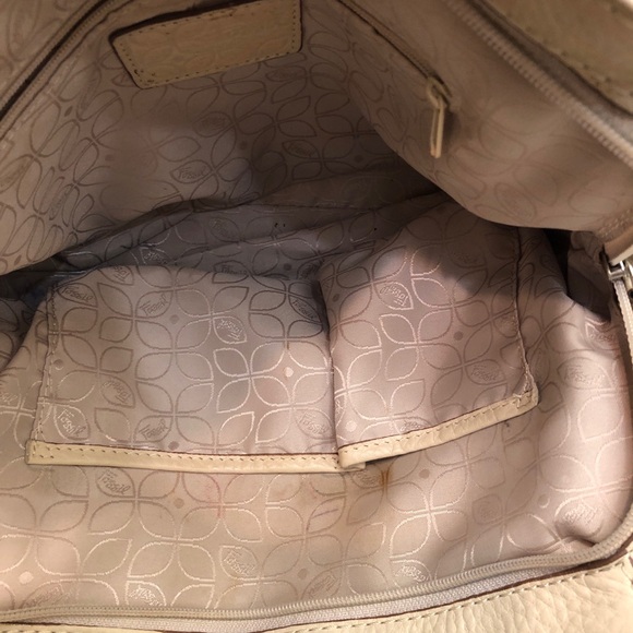Fossil Purse handbagSoft Creamy Leather Shoulder bag includes strap,  3+pockets - Picture 14 of 17